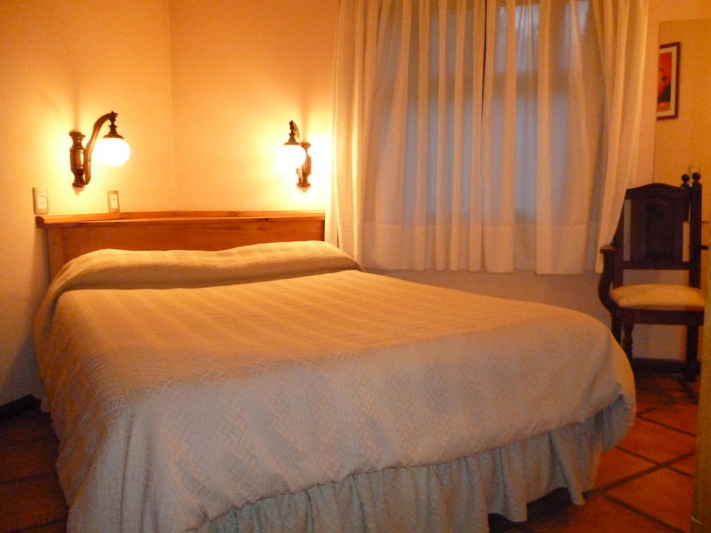 Aparthotel Melewe San Martín de los Andes Habitación foto