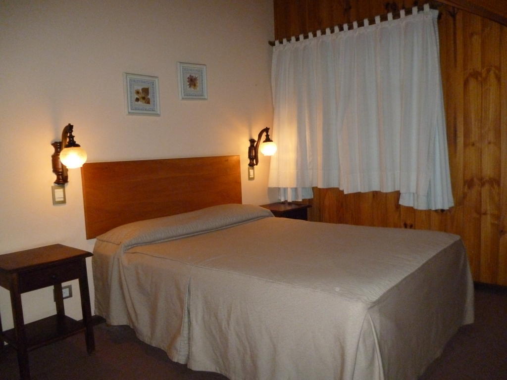 Aparthotel Melewe San Martín de los Andes Habitación foto